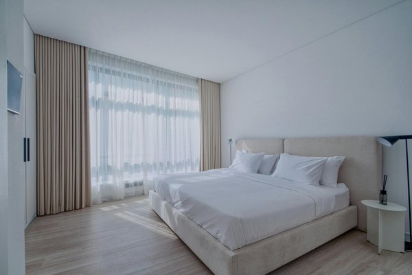 Quelle croisière offre des excursions pour admirer les cascades en Amérique du Sud?